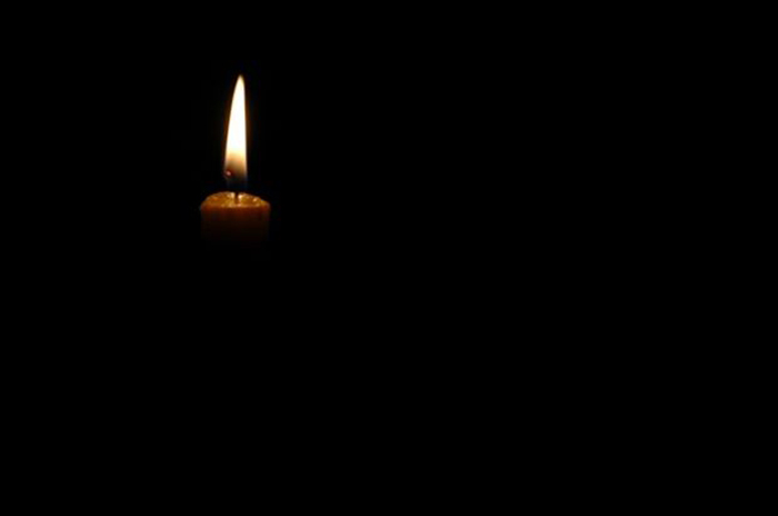 Αποτέλεσμα εικόνας για ενα κερί στο σκοταδι